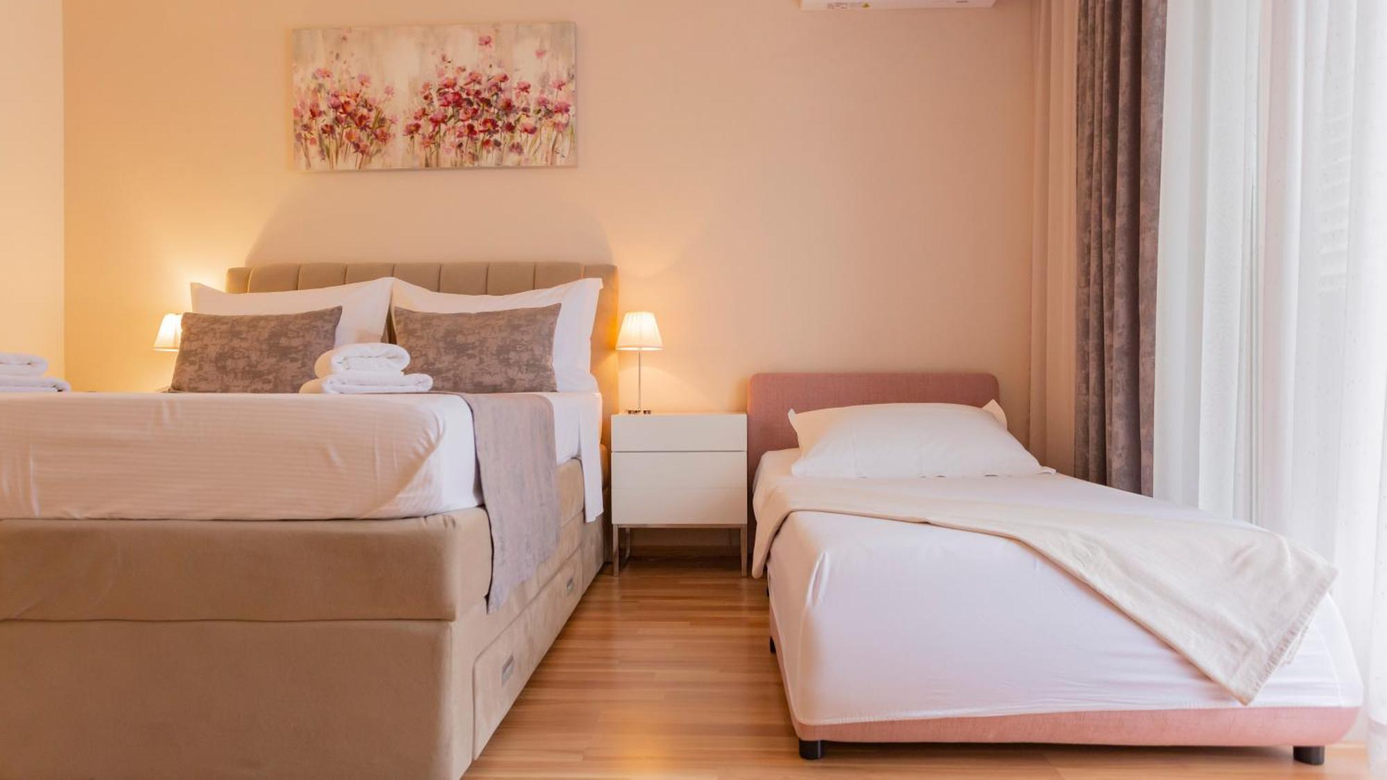 Baska Voda Apartments - Steps From The Beach, Free Parking, Central Location Dış mekan fotoğraf
