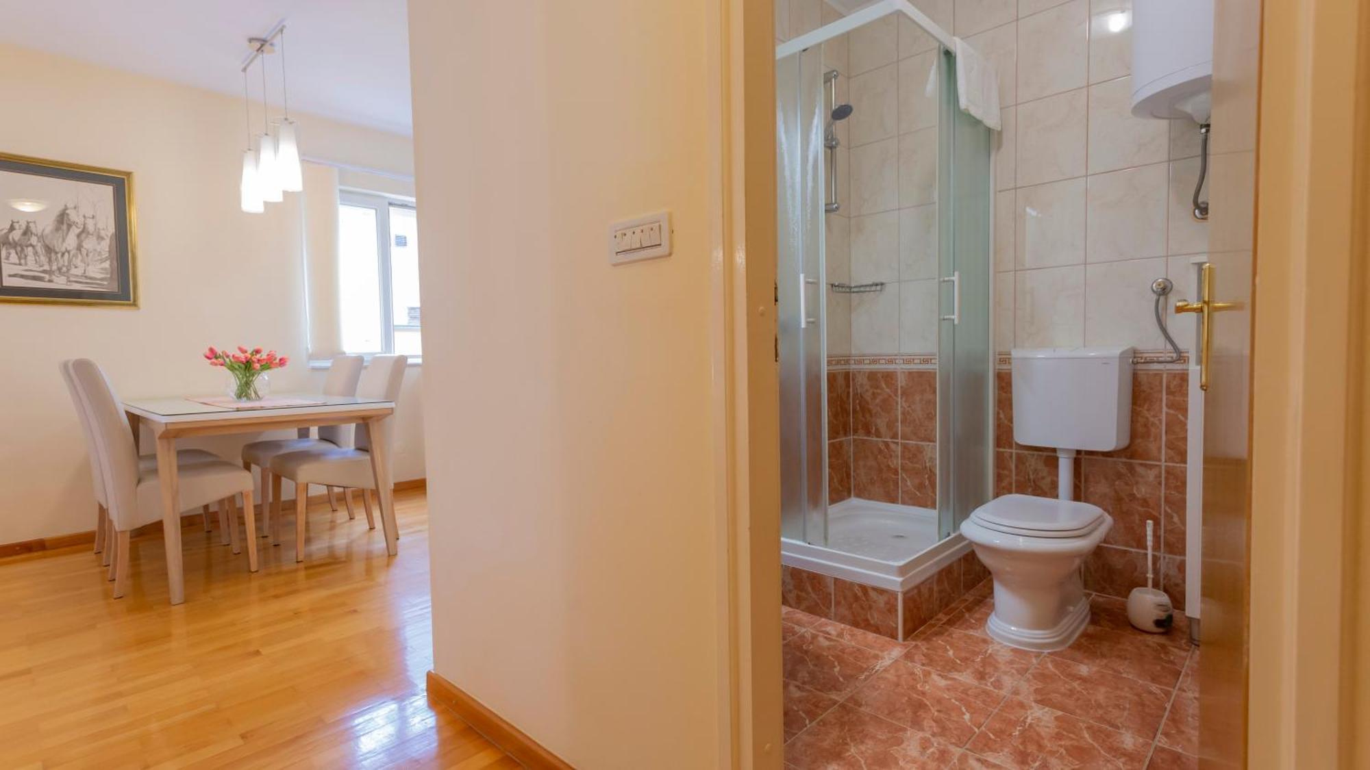 Baska Voda Apartments - Steps From The Beach, Free Parking, Central Location Dış mekan fotoğraf