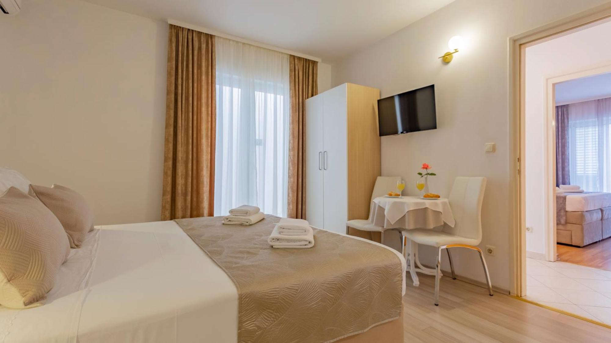 Baska Voda Apartments - Steps From The Beach, Free Parking, Central Location Dış mekan fotoğraf