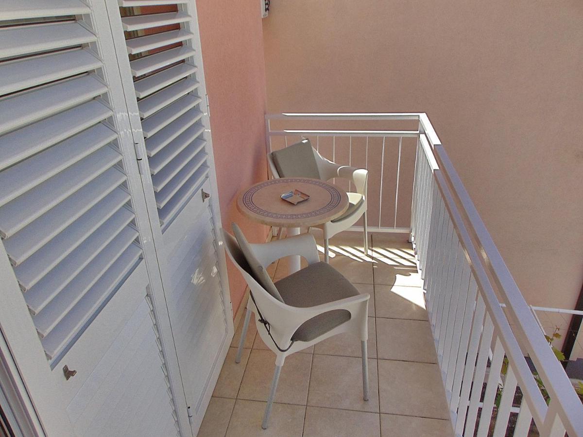 Baska Voda Apartments - Steps From The Beach, Free Parking, Central Location Dış mekan fotoğraf